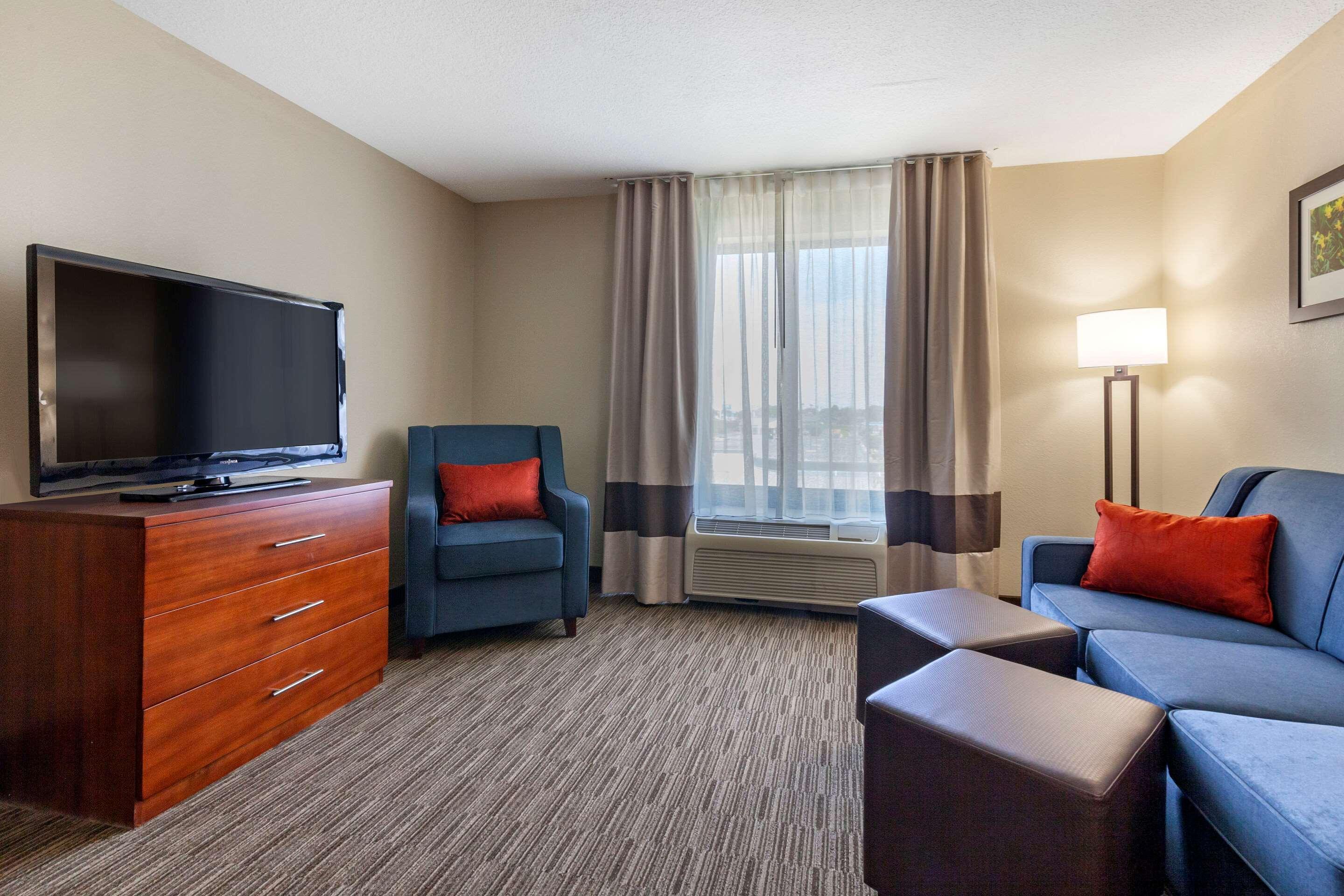Comfort Suites Oshkosh Exteriér fotografie