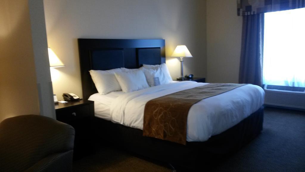 Comfort Suites Oshkosh Exteriér fotografie
