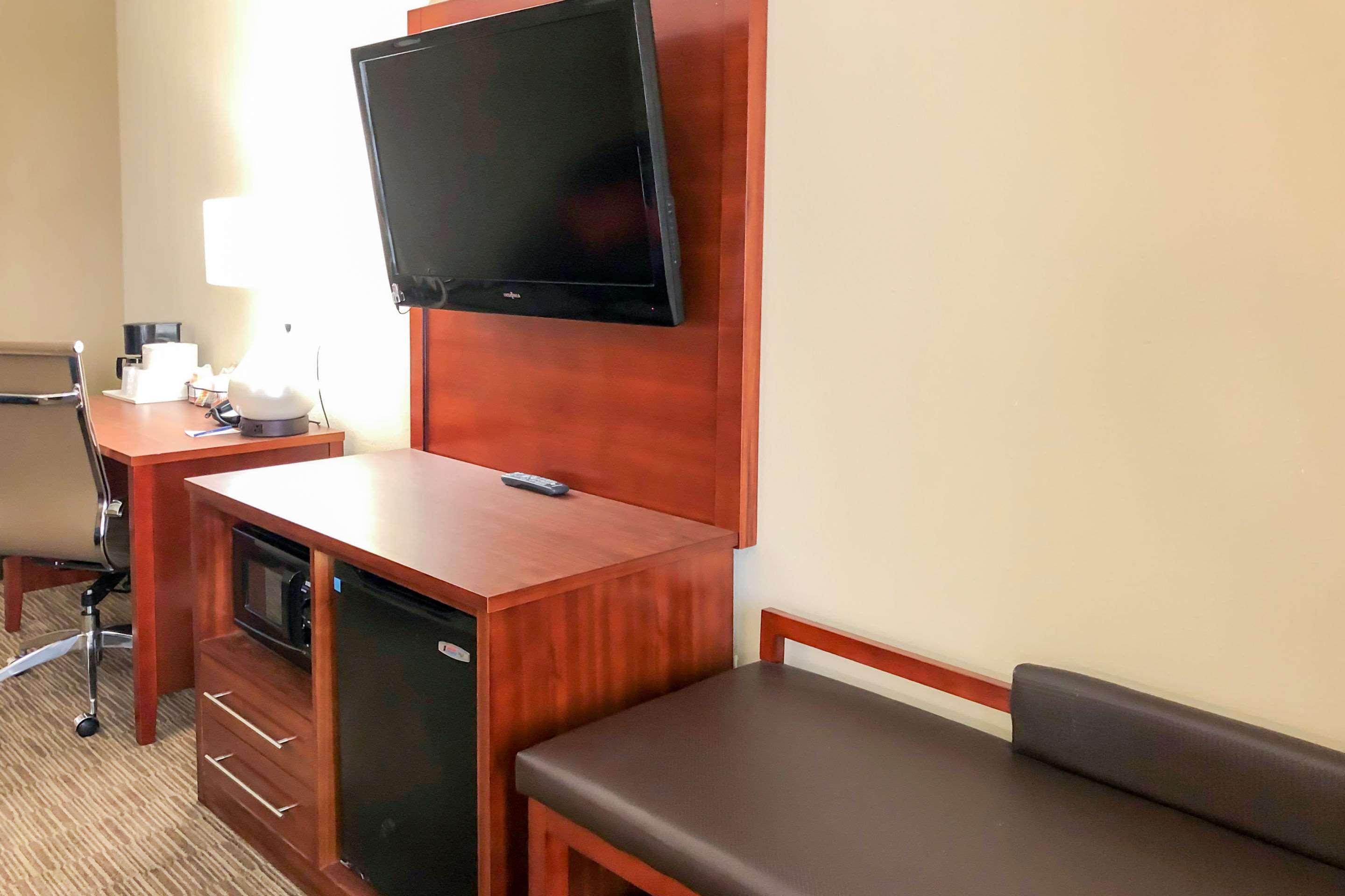 Comfort Suites Oshkosh Exteriér fotografie