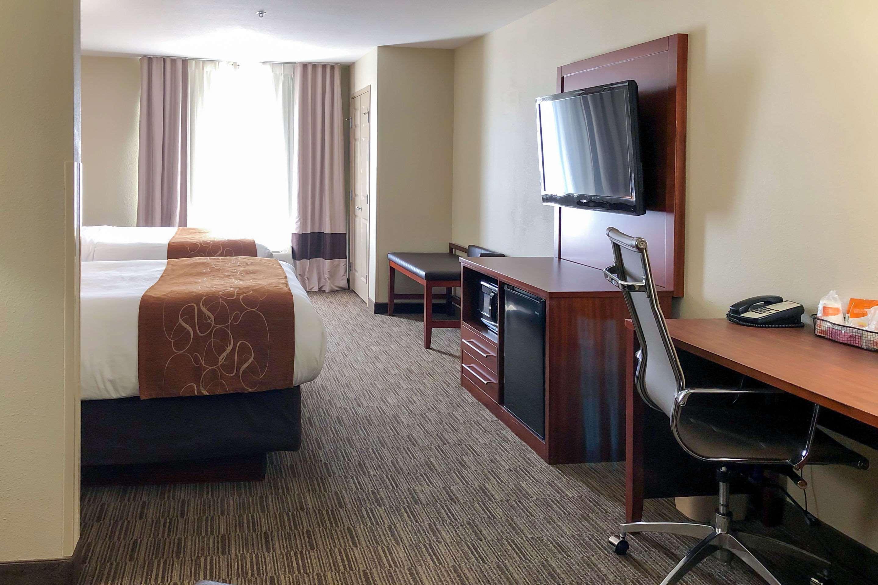 Comfort Suites Oshkosh Exteriér fotografie
